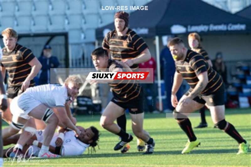 CANUMENS 2023 - Semi final - Trinity W vs Calgary U by Jeff Chan