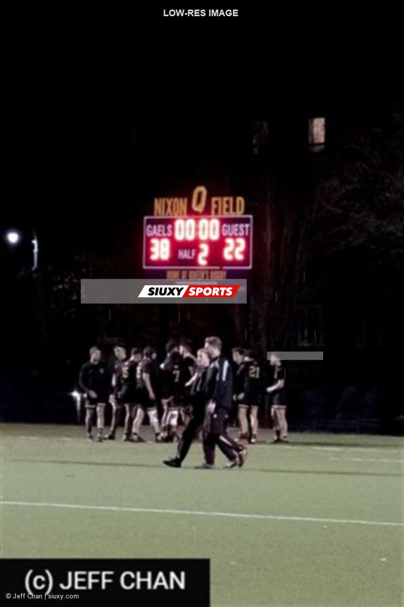 CANUMENS 2021 - Queen's U vs Concordia U - by Jeff Chan
