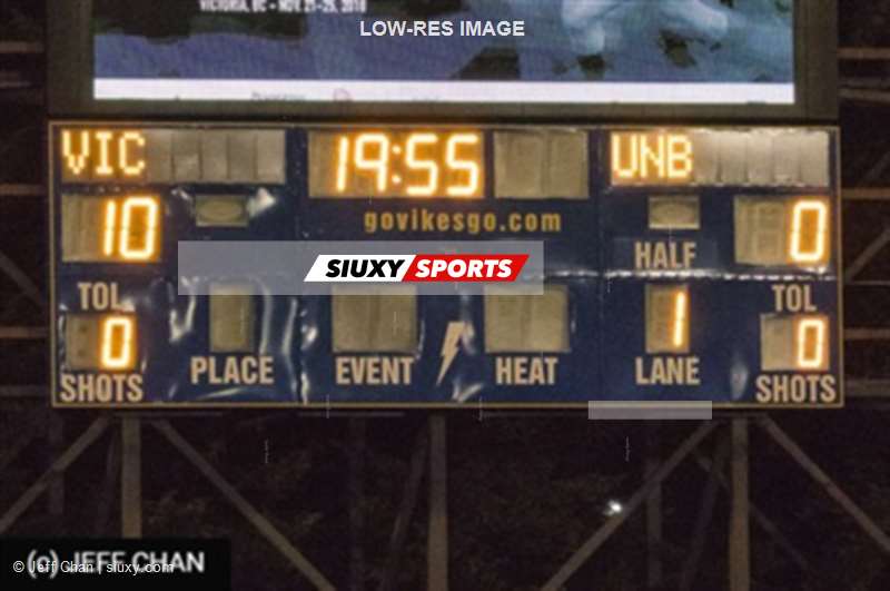 CANUMENS 2018 - U Victoria vs U New Brunswick by Jeff Chan