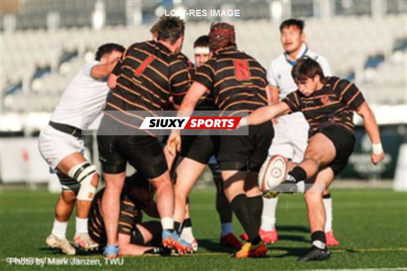 CANUMENS 2023 - Semi final - Trinity W vs Calgary U by Jeff Chan