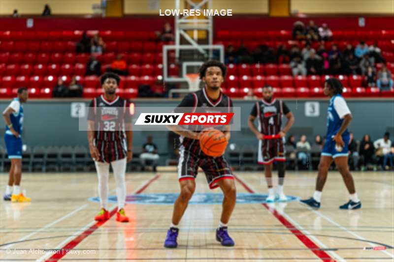 Latin DAVIS - Desmond POLK -  Montreal - Windsor - Basketball - BSL 2026 - Toundra de Montréal vs Windsor Express - Game (#BSL26TMWE0101) Photo by: Juan Alchourron | Siuxy Sports 2026-01-18