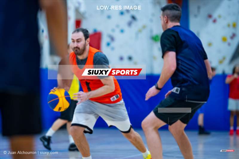  TSS-Orange-26 - TSS-Blue-26 - Basketball - TSS 2026 - Orange vs Blue (#TSS260301) Photo by: Juan Alchourron | Siuxy Sports 2026-03-22