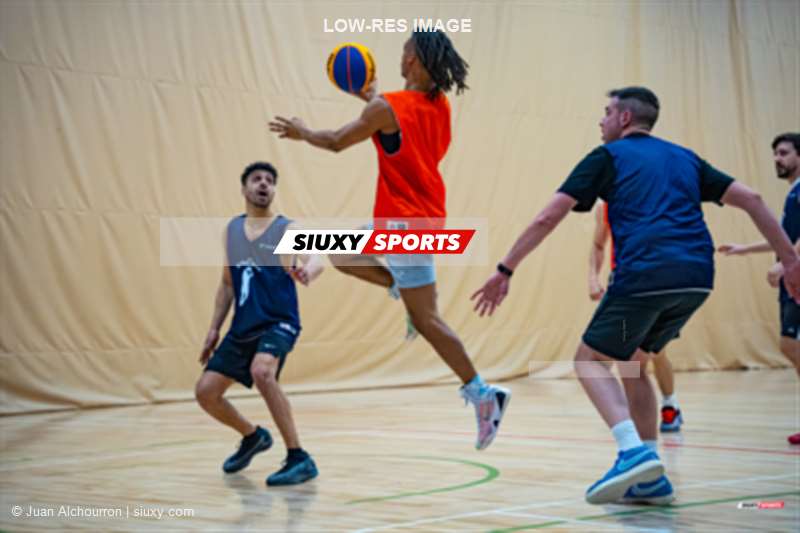  TSS-Orange-26 - TSS-Blue-26 - Basketball - TSS 2026 - Orange vs Blue (#TSS260301) Photo by: Juan Alchourron | Siuxy Sports 2026-03-22