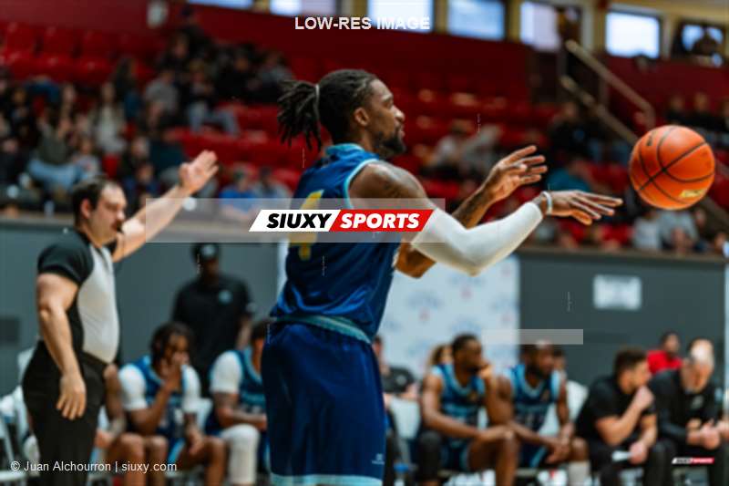 Brandon BELOTI -  Montreal - Windsor - Basketball - BSL 2026 - Toundra de Montréal vs Windsor Express - Game (#BSL26TMWE0101) Photo by: Juan Alchourron | Siuxy Sports 2026-01-18