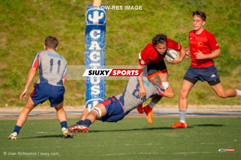  ÉTS (École de technologie supérieure) - Université Laval - Rugby - ETS vs Université Laval - Rugby M2 - Équipes développement (#ETSUL2024RM209) Photo by: Juan Alchourron | Siuxy Sports 2024-09-29