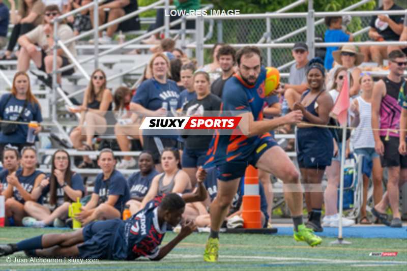  Brome Lake Ducks Rugby Club - Braves de Trois-Rivières - Rugby - RQ 2024 - Finales - LPR2 M1 - Brome Lake (20) vs (17) Trois-Rivières (#RQ24FLPR2M1BLTR) Photo by: Juan Alchourron | Siuxy Sports 2024-08-17