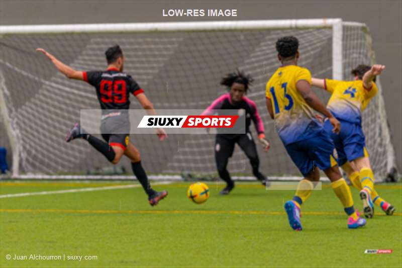  FC Lion - Arsenal de Montreal - Soccer - TKL 2024 Div 2 - FC Lion vs Arsenal de Montréal - Match hors championnat (#TKL24D2FCLADM11) Photo by: Juan Alchourron | Siuxy Sports 2024-11-05