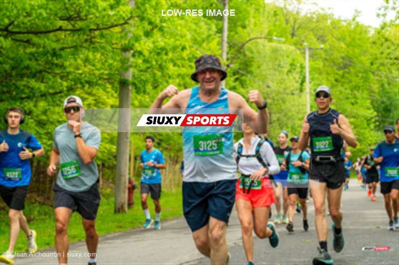  NDG Roadrunners -  - Track & Field - 2025 Marathon Sun Life - Longueil - Shiny Happy People Running !! (#2025SUNLIFELONG05) Photo by: Juan Alchourron | Siuxy Sports 2025-05-18