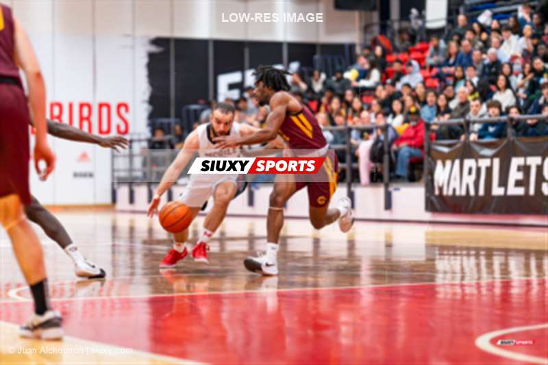 Junior MERCY -  Université McGill - Université Concordia - Basketball - RSEQ 2025 - Basketball M - McGill (54) vs (76) Concordia (#RSEQ25BASMMCGCON1) Photo by: Juan Alchourron | Siuxy Sports 2025-01-16