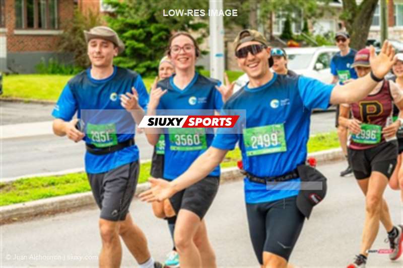 2025 Marathon Sun Life - Longueil - Shiny Happy People Running !!