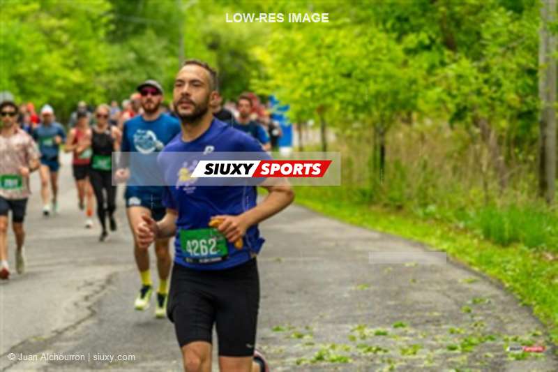 2025 Marathon Sun Life - Longueil - Shiny Happy People Running !!