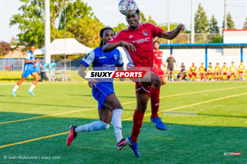 Prince-Ivan NGINYU -  CS Lasalle - CS Rivière-des-Prairies - Soccer - L2QC 2025 M - CS Lasalle (3) vs (1) CS Rivière-des-Prairies (#L2QC25MLSRP6) Photo by: Juan Alchourron | Siuxy Sports 2025-06-14