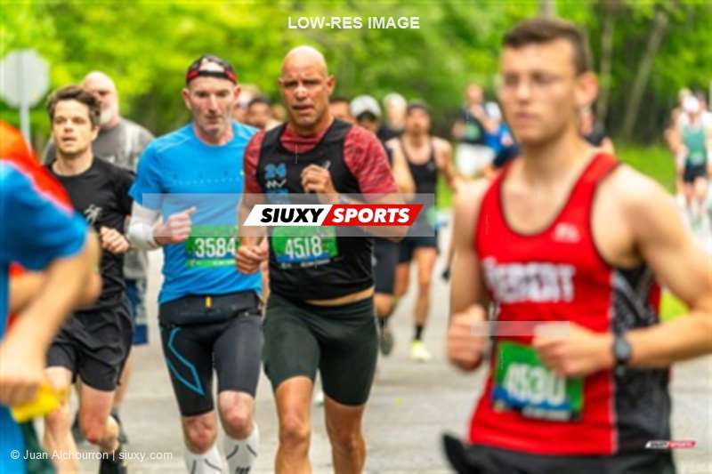 2025 Marathon Sun Life - Longueil - Shiny Happy People Running !!