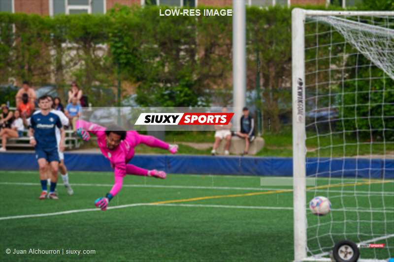  CS Mont-Royal Outremont - AS de Blainville - Soccer - L1QC 2025 - CS Mont-Royal Outremont (2) vs (1) AS de Blainville (#L1QC25MOBL6) Photo by: Juan Alchourron | Siuxy Sports 2025-06-08