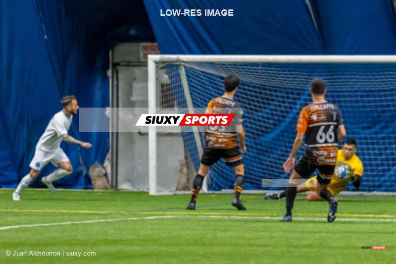 Soufiyan BEN BOUBKER - Zakaria LAHIOUEL - Lorenzo ROJAS-HUDON -  Ringleaders FC - Bandjos FC - Soccer - QSL - Ringleaders FC (1) vs (3) Bandjos FC (Div2) - Reel 2 (#QSL2023RINGBAND02) Photo by: Juan Alchourron | Siuxy Sports 2023-01-12